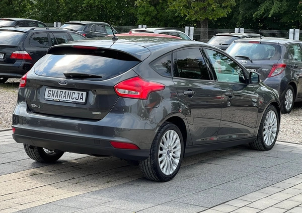 Ford Focus cena 41900 przebieg: 162000, rok produkcji 2017 z Świętochłowice małe 277